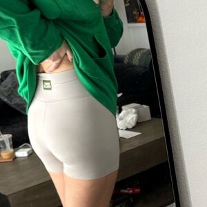 Daily Drills GO Shortie Short - Congress